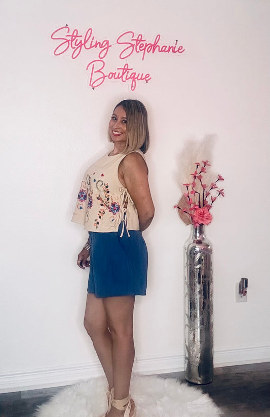 Natural Embroidery Sleeveless Top