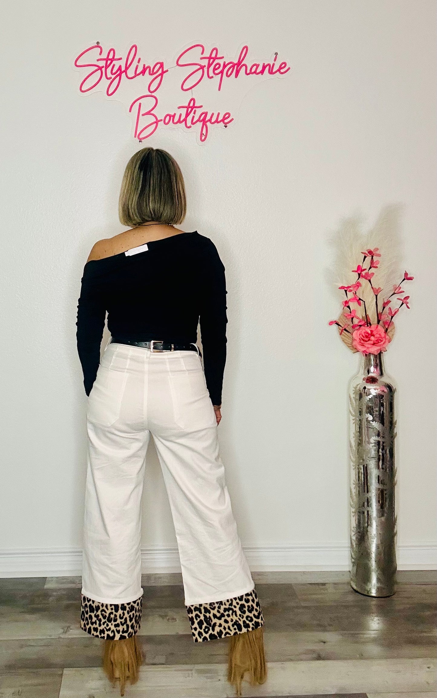 White with Leopard Cuffed Ankle Cropped Pants